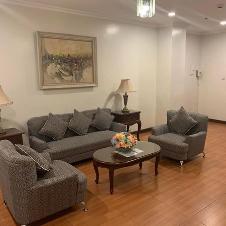 Crown Royale Hotel Balanga Экстерьер фото