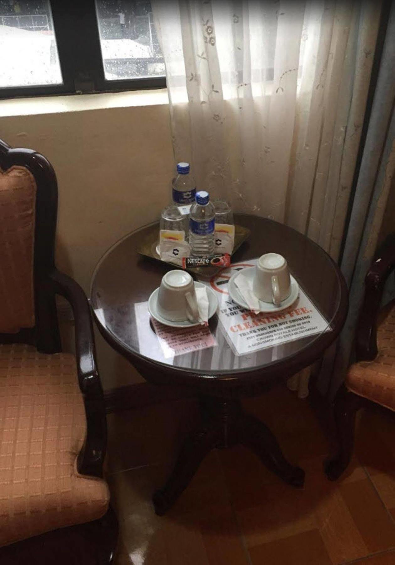 Crown Royale Hotel Balanga Экстерьер фото